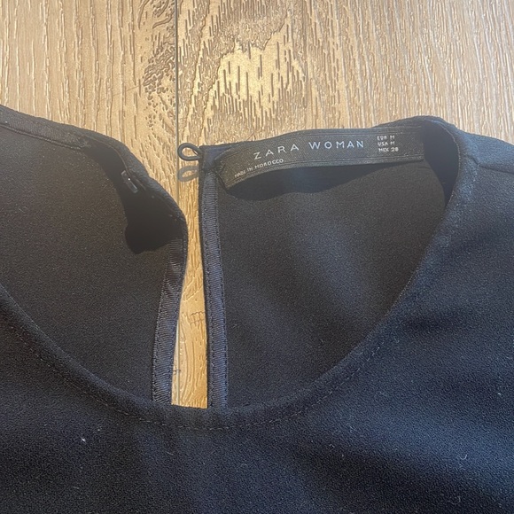 Zara black blouse with ruffle sleeve, size M - Picture 3 of 3